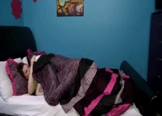Brunette sis knows how to suck a dick